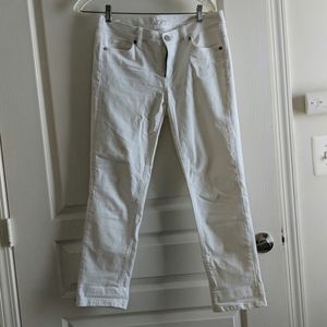 White crop jeans